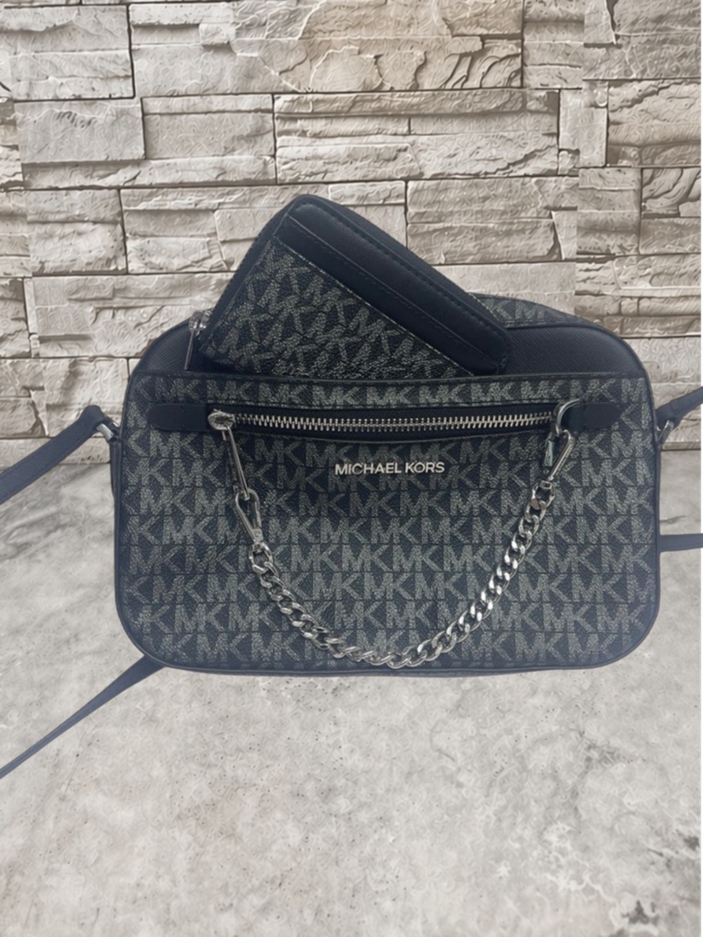 Michael Kors Metallic Logo Chain Crossbody & Matching Wallet  Silver Black
